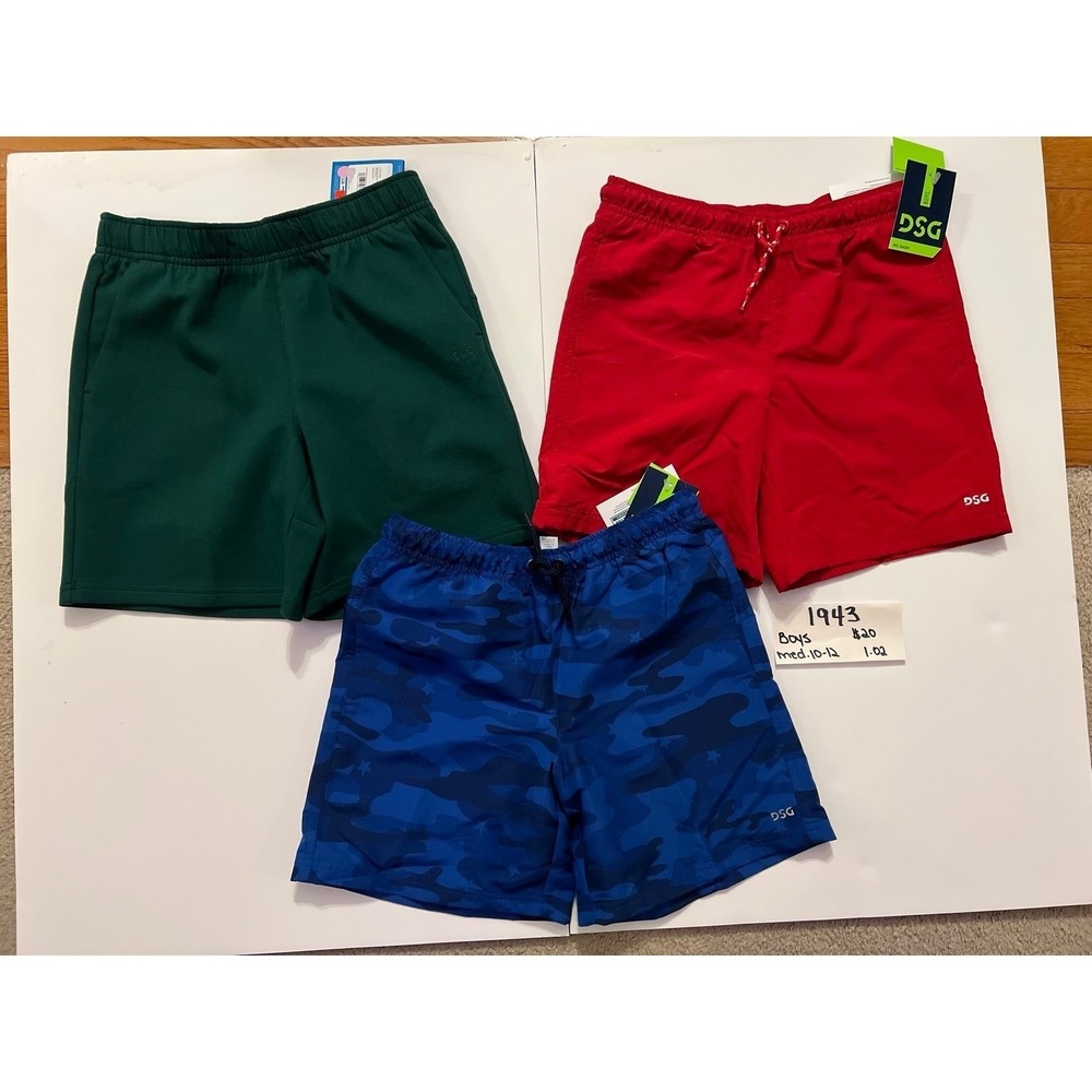 Boys size 10/12‎ shorts (1943)